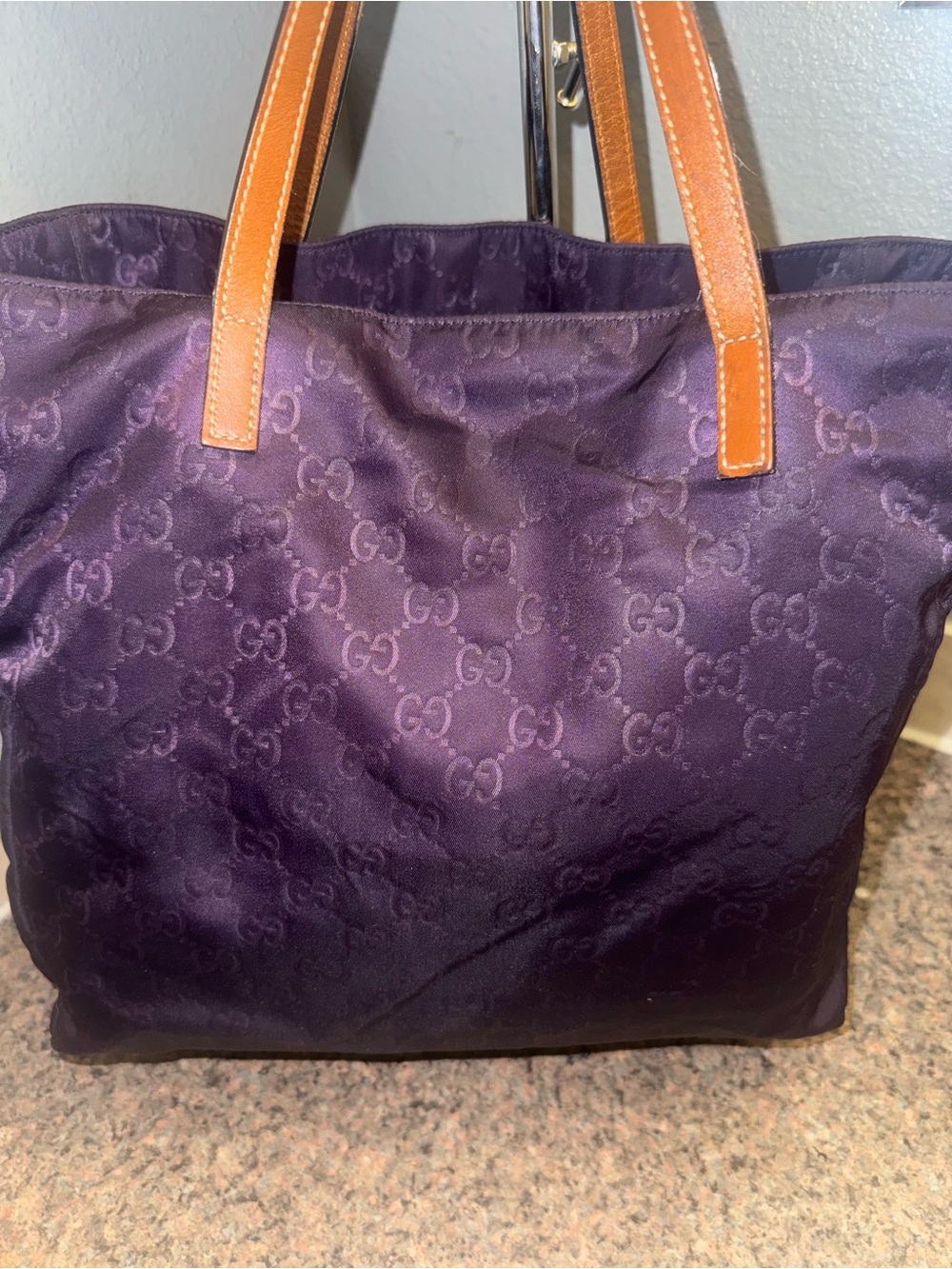 Gucci rare Purple GG Monogram Tote Bag ✅ AUTHENTIC ✅ - Picture 2 of 8